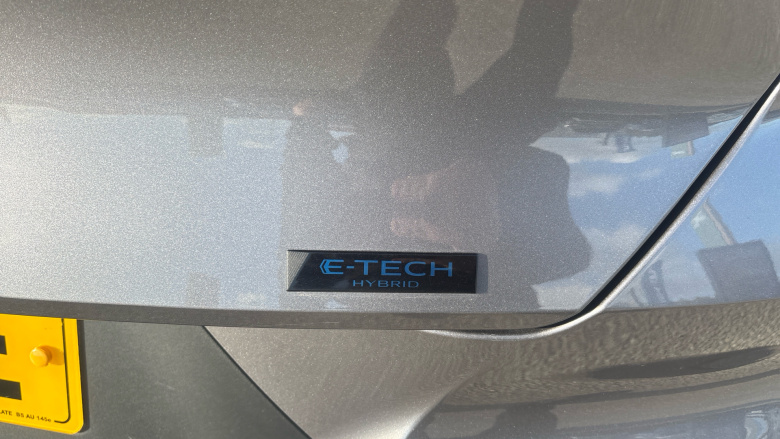 Renault Symbioz 1.6 E-Tech FHEV 145 Iconic Esprit Alpine 5dr Auto Hybrid Estate